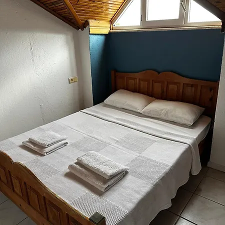 Hotell Sirius Star *